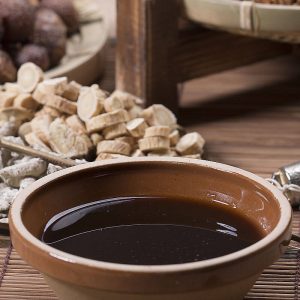 Automatische verpakkingsmachine voor het vullen van vloeibare producten